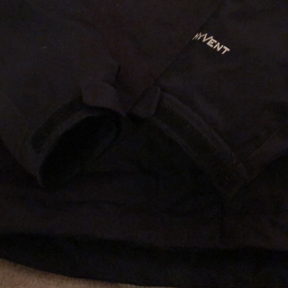 Like New! The North Face Women’s Hyvent Thermoball Jacket - Picture 8 of 16